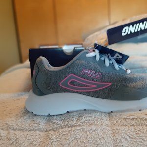 Fila running shoes, never been worn